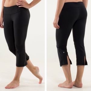 Lululemon Gather and Grow Crop Leggings Size 6